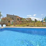 Villa Calderitx